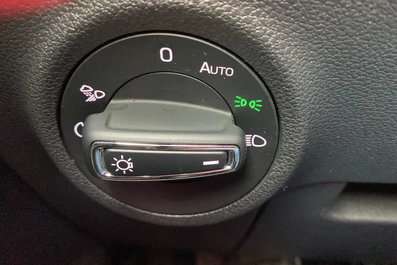 Skoda Karoq din 2023 cu 53.198 km - oferta SKO186668 - foto 19