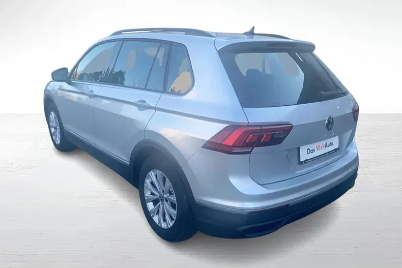 Volkswagen Tiguan din 2023 cu 48.220 km - oferta VOL186669 - foto 3