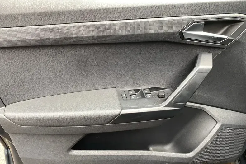 Seat Arona din 2023 cu 60.660 km - oferta SEA186670 - foto 19