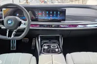 BMW M7 (Modele M) din 2025 cu 4.000 km - oferta BMW186678 - foto 11