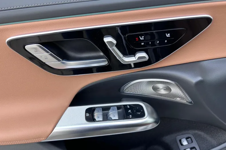 Mercedes-Benz E din 2024 cu 10 km - oferta MER186680 - foto 11