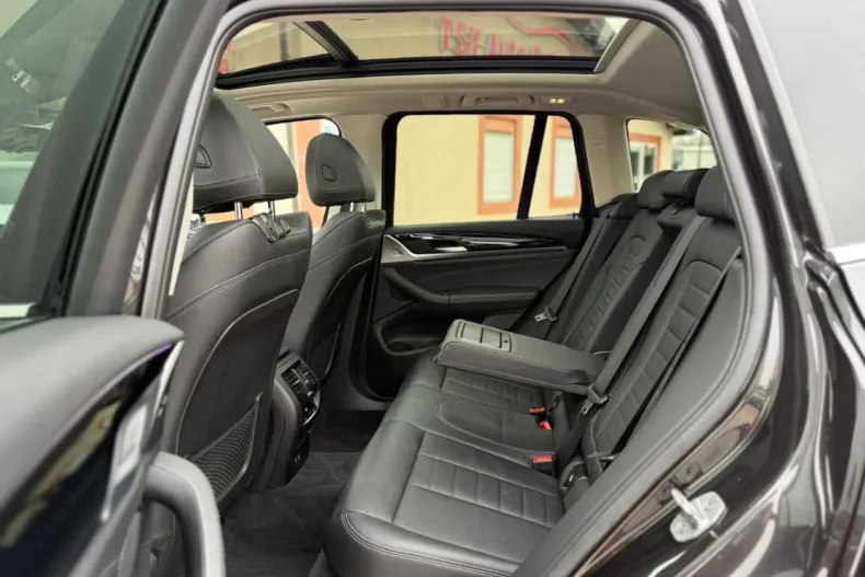 BMW X3 (Seria X) din 2021 cu 155.000 km - oferta BMW186682 - foto 18