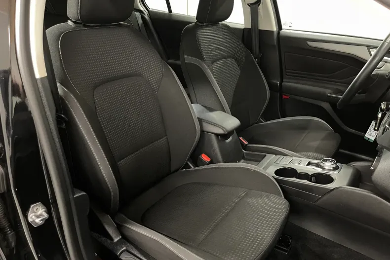 Ford Focus din 2022 cu 118.008 km - oferta FOR186688 - foto 9