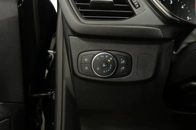 Ford Focus din 2022 cu 118.008 km - oferta FOR186688 - foto 24