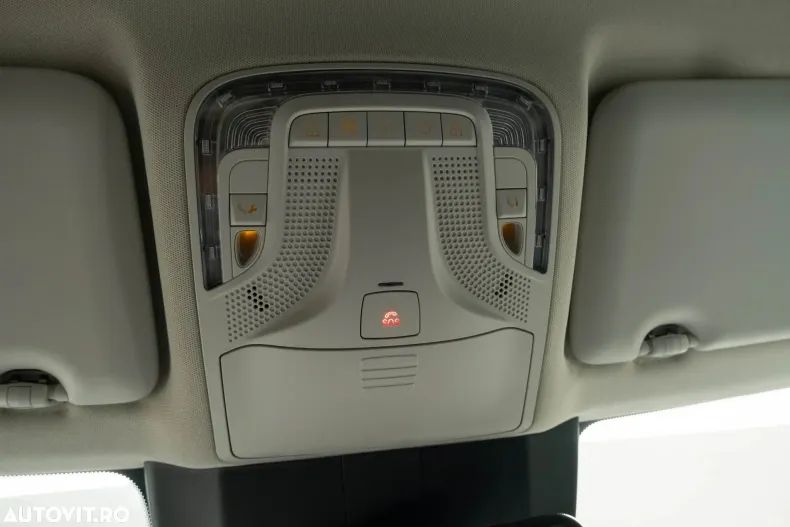 Mercedes-Benz V din 2020 cu 104.214 km - oferta MER186689 - foto 29