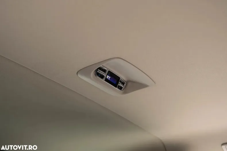 Mercedes-Benz V din 2020 cu 104.214 km - oferta MER186689 - foto 37