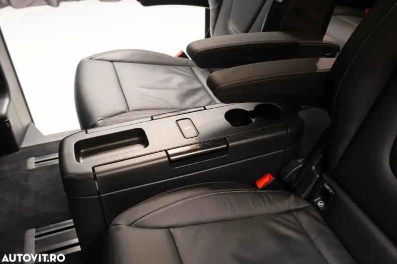 Mercedes-Benz V din 2020 cu 104.214 km - oferta MER186689 - foto 38