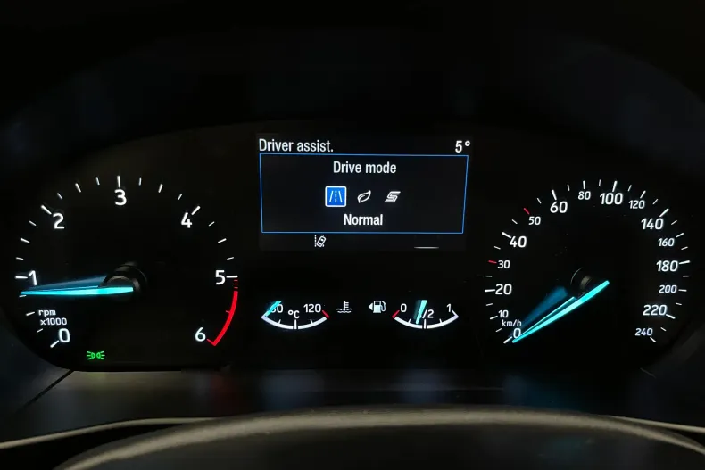 Ford Focus din 2020 cu 164.346 km - oferta FOR186692 - foto 18