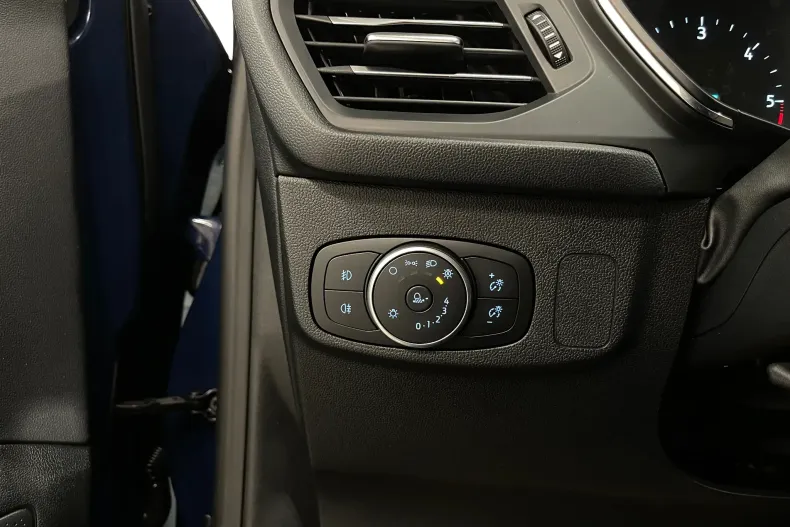 Ford Focus din 2020 cu 164.346 km - oferta FOR186692 - foto 24