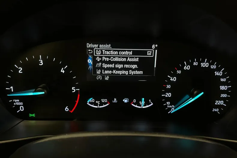 Ford Focus din 2022 cu 116.300 km - oferta FOR186693 - foto 18