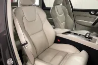 Volvo XC60 din 2022 cu 107.701 km - oferta VOL186694 - foto 9