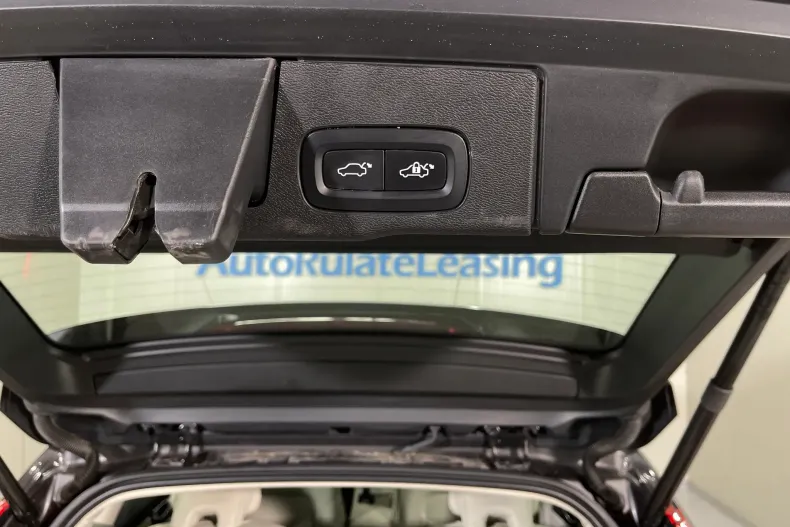 Volvo XC60 din 2022 cu 107.701 km - oferta VOL186694 - foto 22