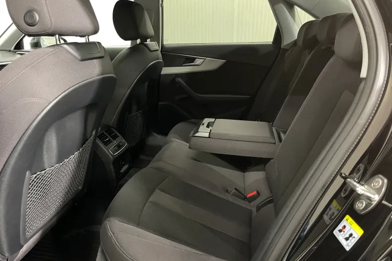 Audi A4 din 2022 cu 115.567 km - oferta AUD186696 - foto 11