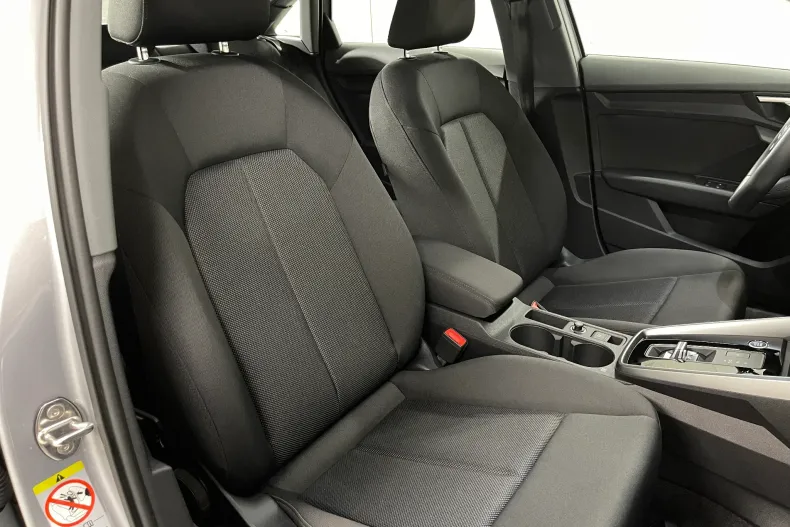 Audi A3 din 2022 cu 11.343 km - oferta AUD186700 - foto 9