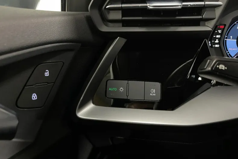 Audi A3 din 2022 cu 11.343 km - oferta AUD186700 - foto 21