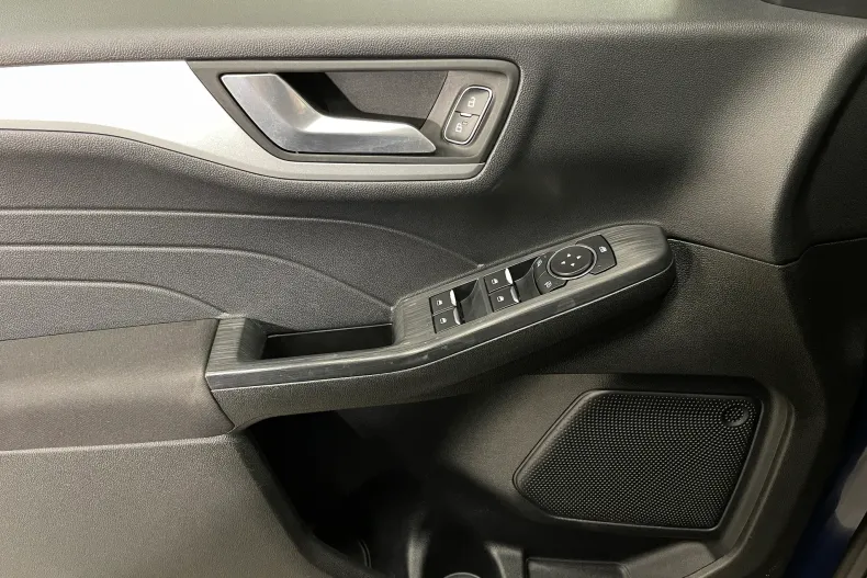 Ford Kuga din 2021 cu 64.663 km - oferta FOR186701 - foto 24