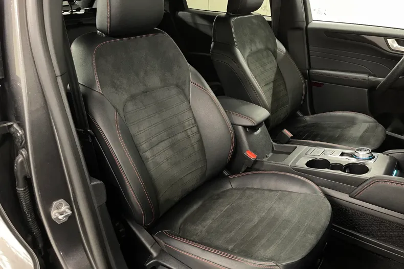 Ford Kuga din 2023 cu 119.452 km - oferta FOR186706 - foto 9