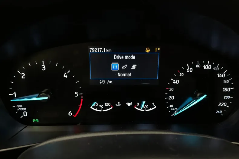 Ford Focus din 2021 cu 79.217 km - oferta FOR186708 - foto 25