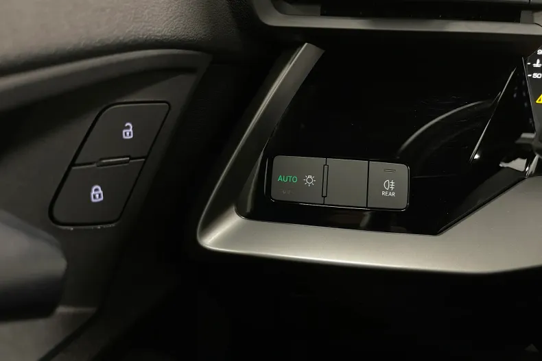 Audi A3 din 2021 cu 103.845 km - oferta AUD186709 - foto 21