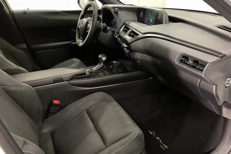 Lexus UX din 2020 cu 74.138 km - oferta LEX186714 - foto 10