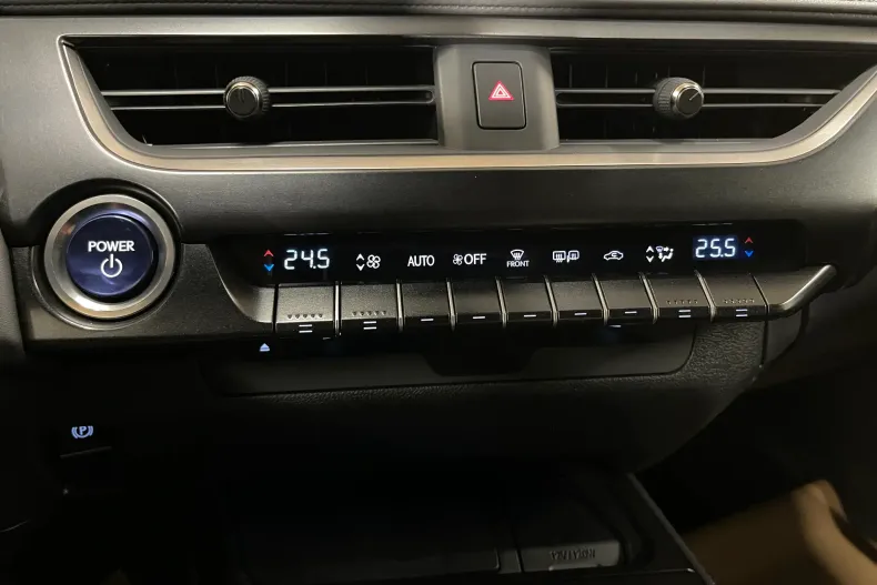 Lexus UX din 2020 cu 74.138 km - oferta LEX186714 - foto 19