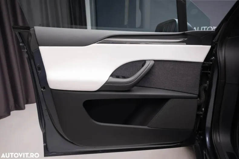 Tesla Model X din 2022 cu 16.100 km - oferta TES186717 - foto 33