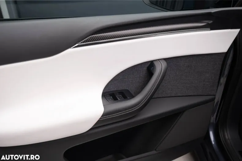 Tesla Model X din 2022 cu 16.100 km - oferta TES186717 - foto 34