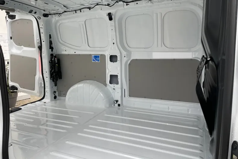 Volkswagen Transporter din 2025 cu 1 km - oferta VOL186722 - foto 13