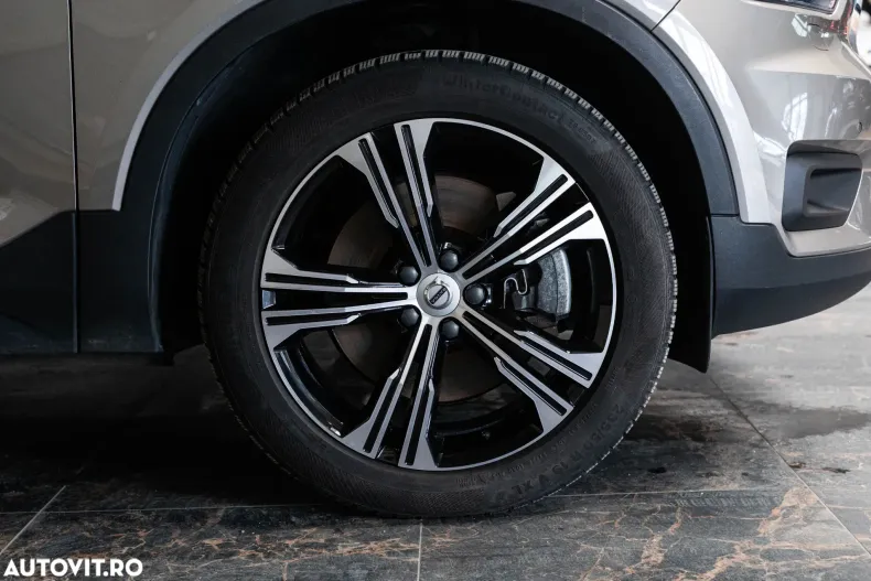 Volvo XC40 din 2020 cu 118.252 km - oferta VOL186732 - foto 9