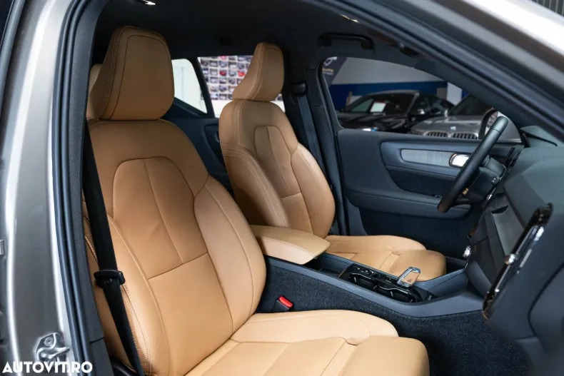 Volvo XC40 din 2020 cu 118.252 km - oferta VOL186732 - foto 30