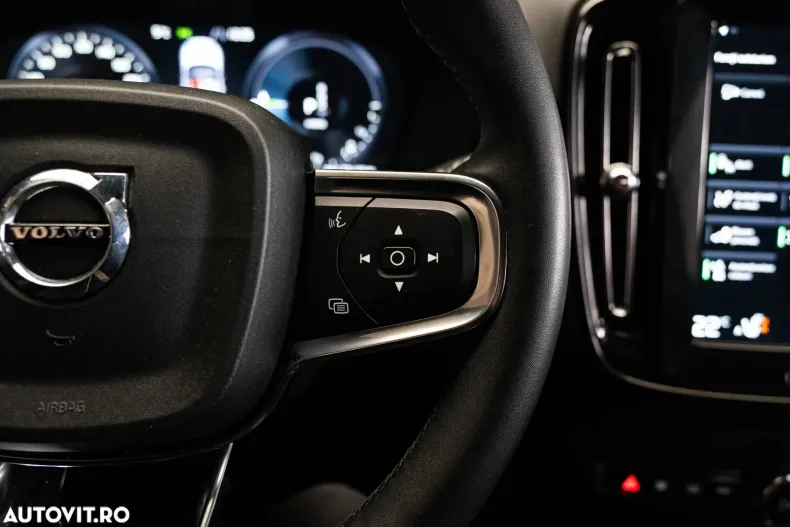 Volvo XC40 din 2022 cu 171.651 km - oferta VOL186735 - foto 19