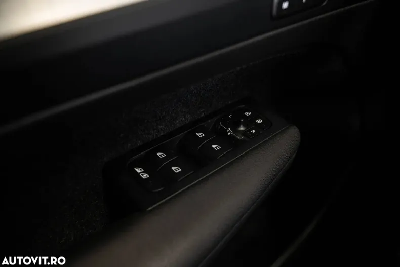 Volvo XC40 din 2022 cu 171.651 km - oferta VOL186735 - foto 22