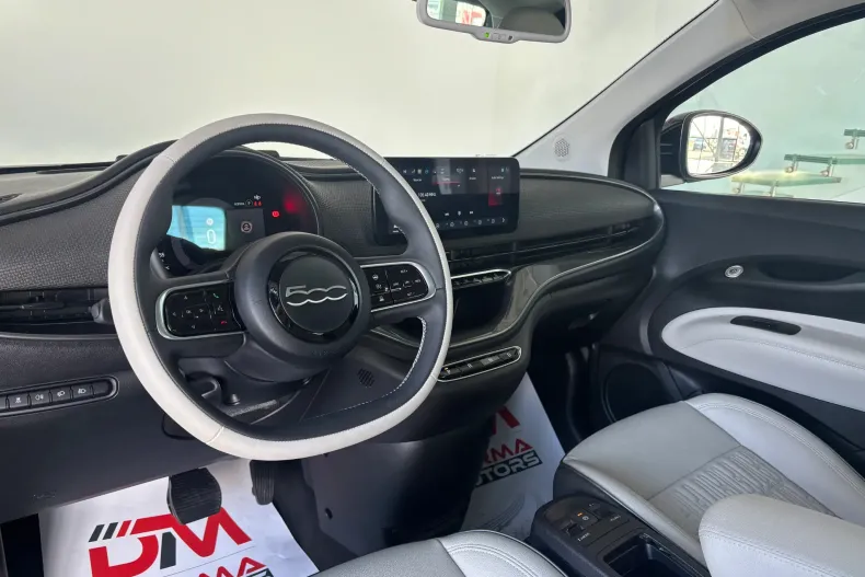 Fiat 500e din 2023 cu 11.000 km - oferta FIA186736 - foto 10