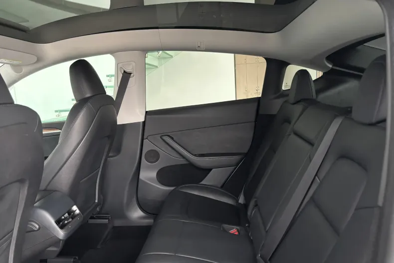 Tesla Model Y din 2023 cu 59.000 km - oferta TES186738 - foto 14