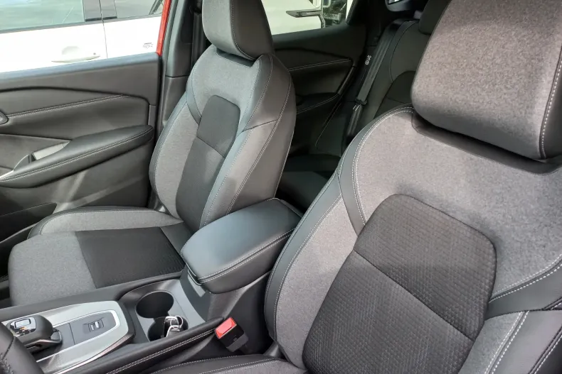 Nissan Qashqai din 2025 cu 95 km - oferta NIS186743 - foto 8