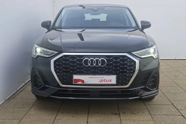 Audi Q3 din 2025 cu 15 km - oferta AUD186744 - foto 2