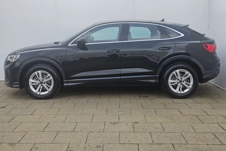 Audi Q3 din 2025 cu 15 km - oferta AUD186744 - foto 4