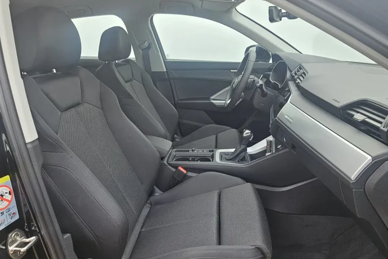 Audi Q3 din 2025 cu 15 km - oferta AUD186744 - foto 19