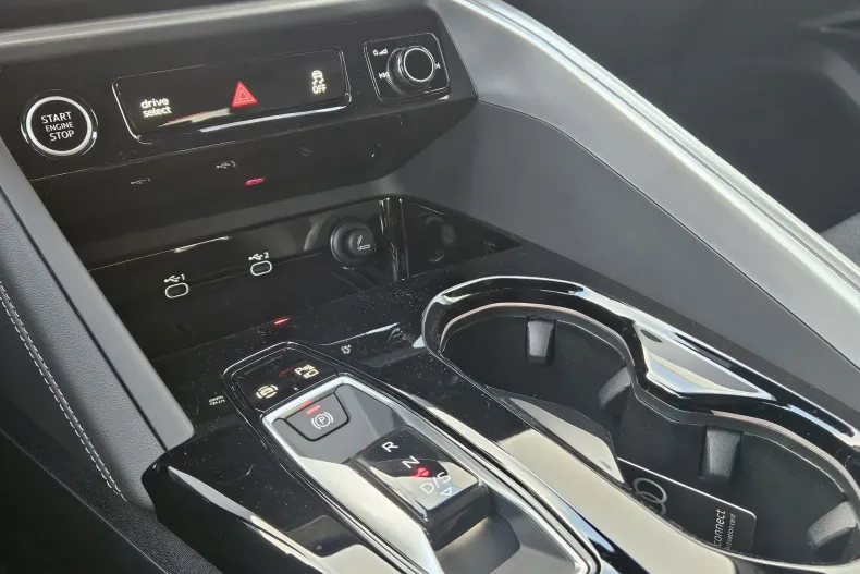 Audi Q5 din 2025 cu 24 km - oferta AUD186745 - foto 15