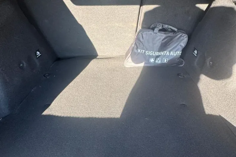 Dacia Duster din 2023 cu 25.216 km - oferta DAC186756 - foto 9