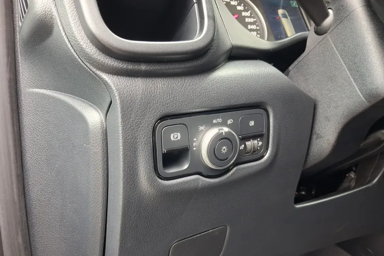 Mercedes-Benz Vito din 2025 cu 1 km - oferta MER186757 - foto 6