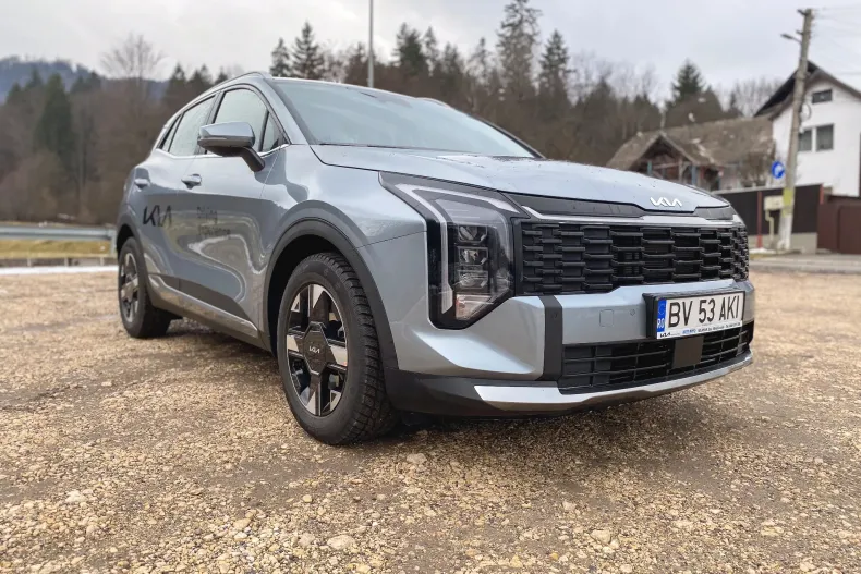 Kia Sportage din 2025 cu 5.500 km - oferta KIA186762 - foto 2