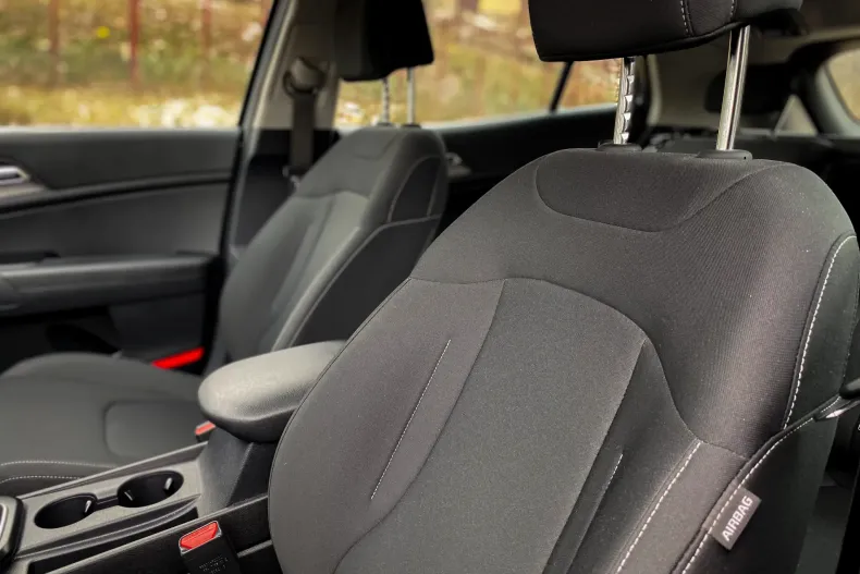 Kia Sportage din 2025 cu 5.500 km - oferta KIA186762 - foto 11