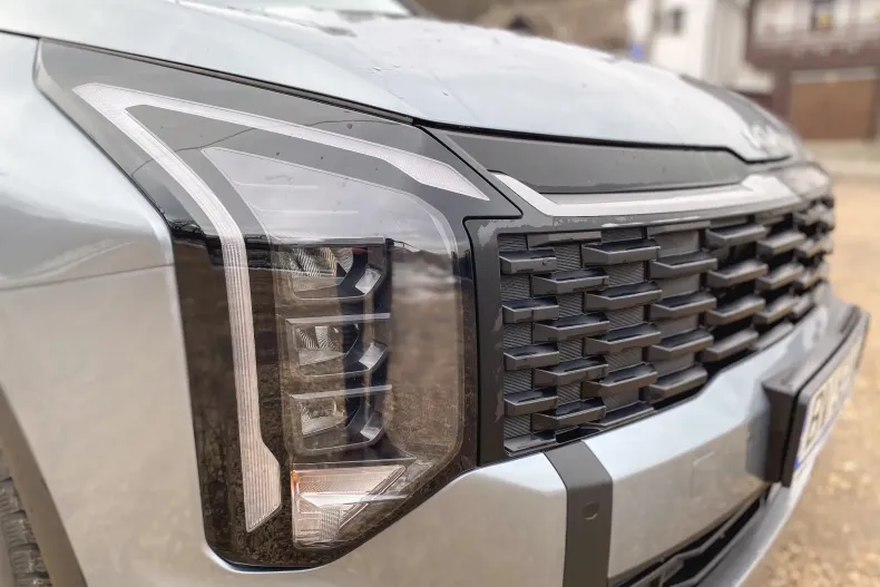 Kia Sportage din 2025 cu 5.500 km - oferta KIA186762 - foto 18