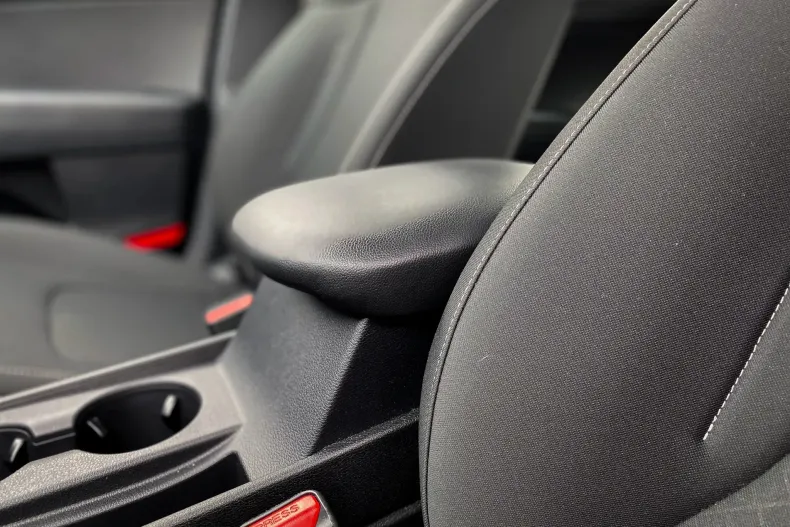 Kia Sportage din 2025 cu 5.500 km - oferta KIA186762 - foto 23