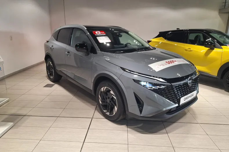 Nissan Qashqai din 2025 cu 5 km - oferta NIS186770 - foto 3