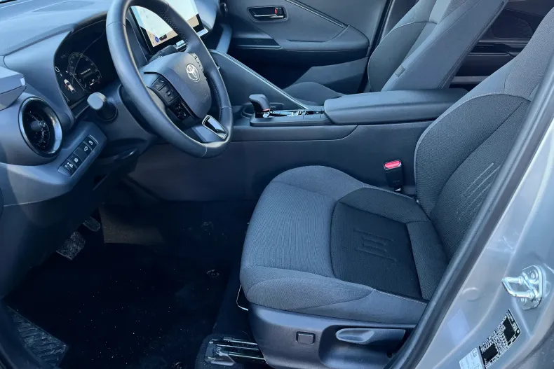 Toyota C-HR din 2024 cu 4.652 km - oferta TOY186771 - foto 10