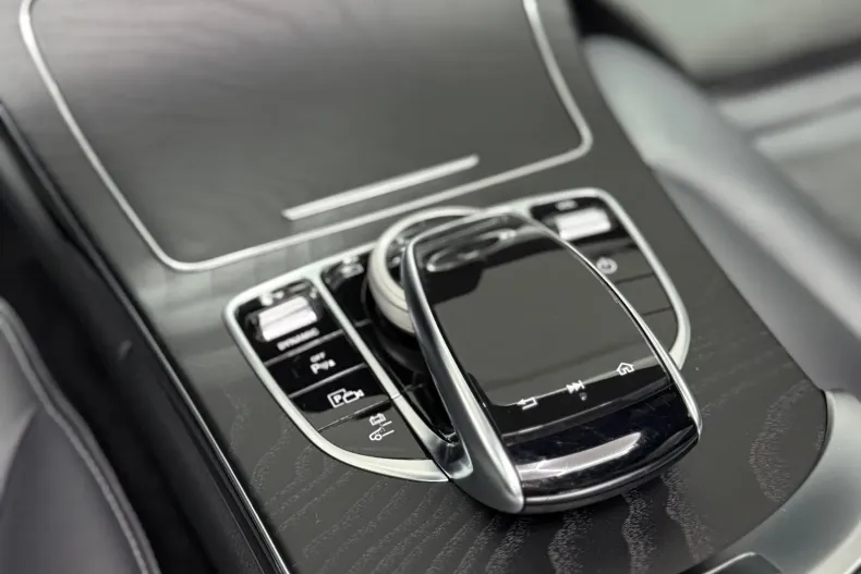 Mercedes-Benz C din 2021 cu 172.523 km - oferta MER186774 - foto 18