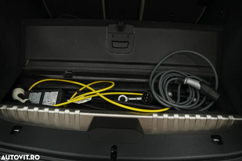 BMW X3 (Seria X) din 2021 cu 82.000 km - oferta BMW186775 - foto 38