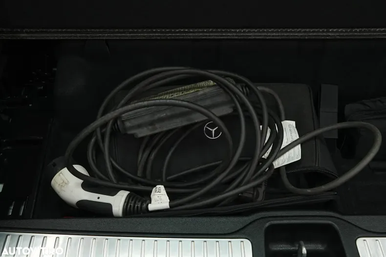 Mercedes-Benz GLC din 2020 cu 163.000 km - oferta MER186780 - foto 27